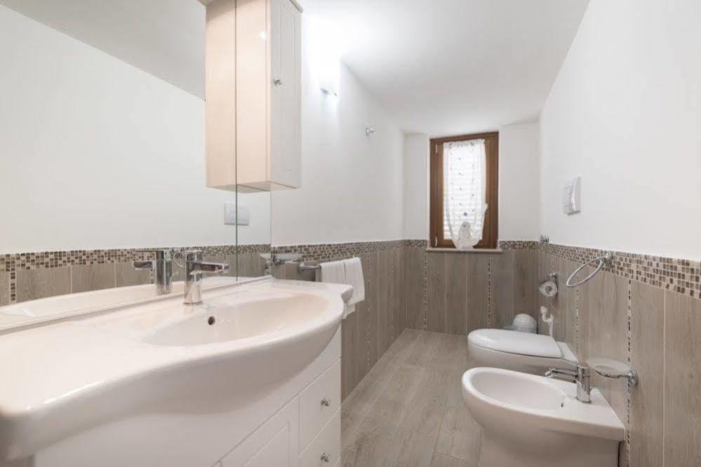 Residence Blue Pearl Камерота Екстериор снимка