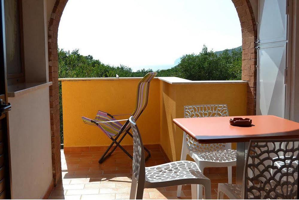 Residence Blue Pearl Камерота Екстериор снимка